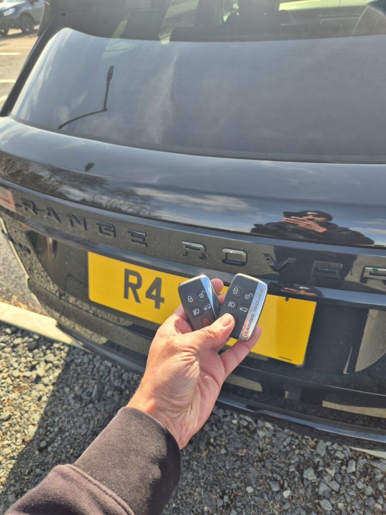 lost car key replacement Central Scotland — new key cut and programmed on-site